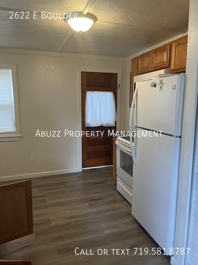 Building Photo - 2622 E Boulder-