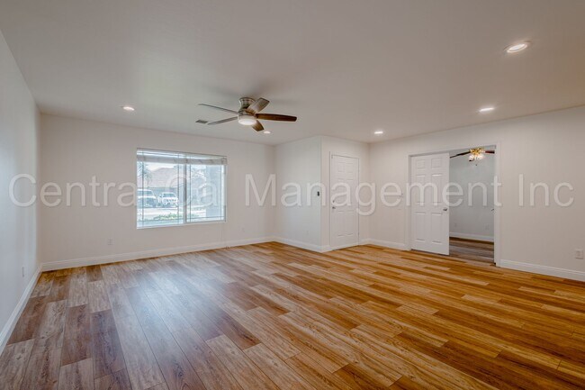 Building Photo - 4 Bedroom/2 Bath Home with Solar - $2695 p...