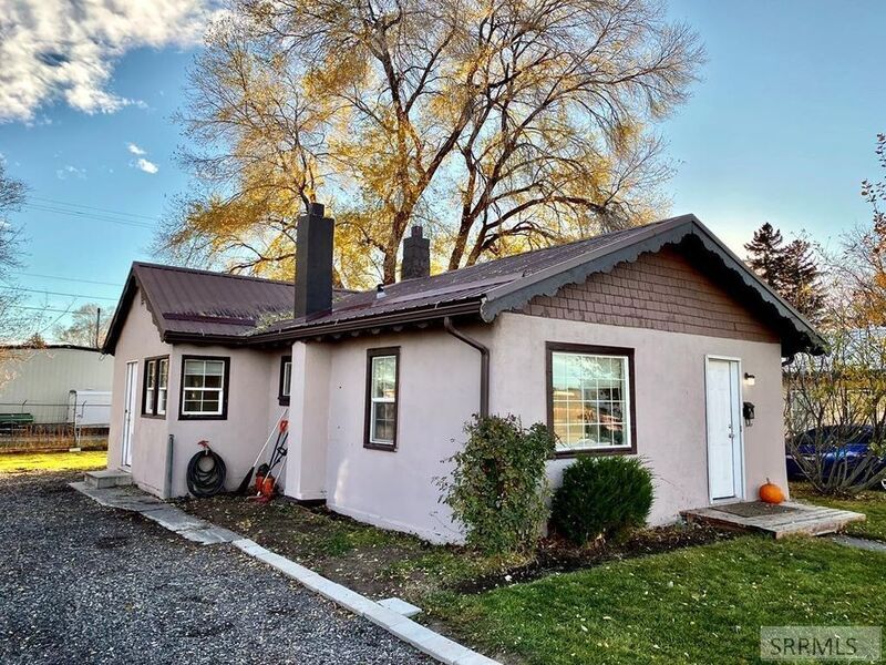 Primary Photo - 410 Garfield St