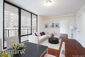 Foto del edificio - 6336 Woodhaven Blvd