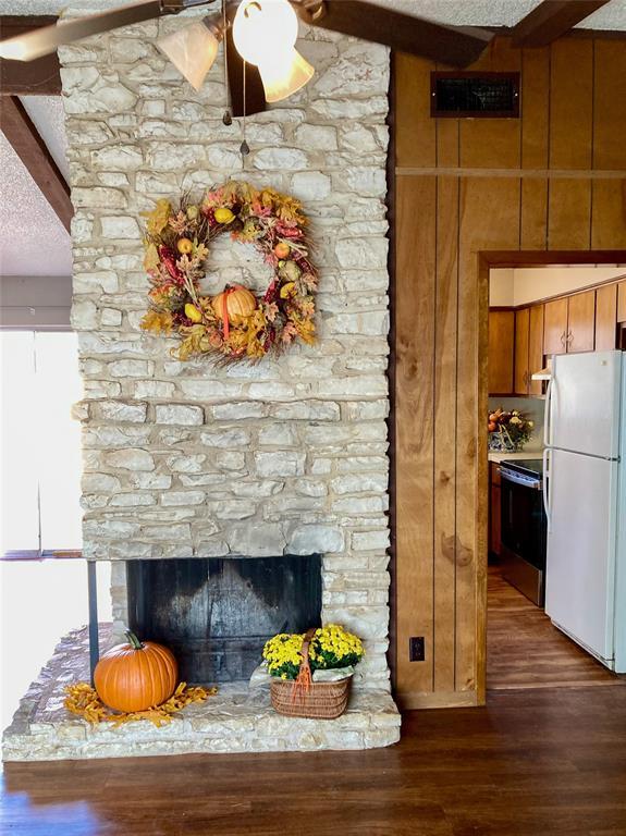 Foto del edificio - 1416 Cardinal Hill Dr