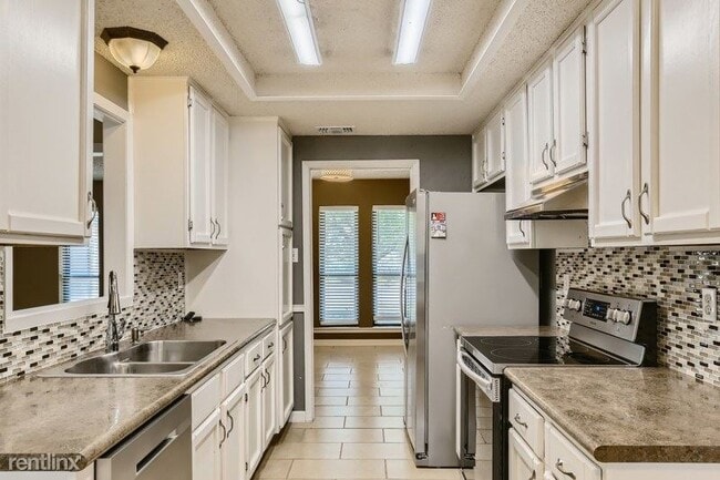 Building Photo - 3 br, 2 bath House - 14035 Floral Ridge Drive