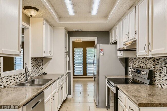 Foto del edificio - 3 br, 2 bath House - 14035 Floral Ridge Drive