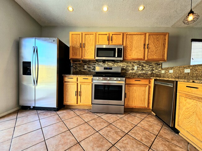 Building Photo - 10740 Stone Hollow Pl NW