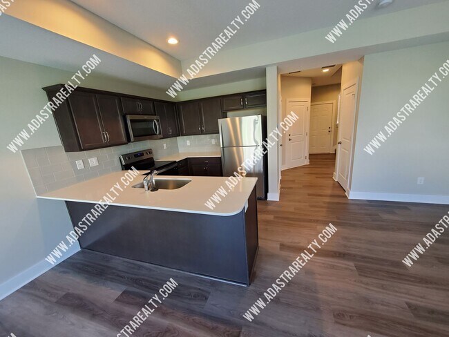 Foto del edificio - Built in 2020 Louisburg Town Home-Availabl...