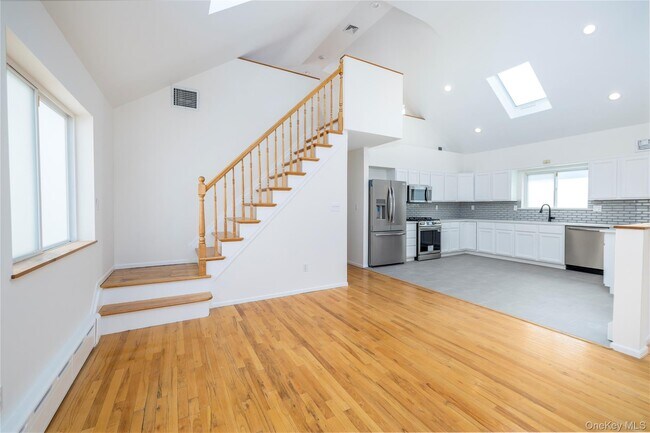 Foto del edificio - 616 E Beech St