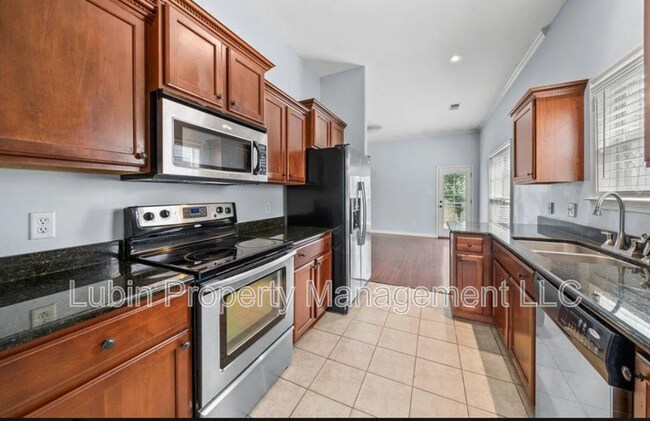 Foto del edificio - 6972 Wynne Ridge Rd N