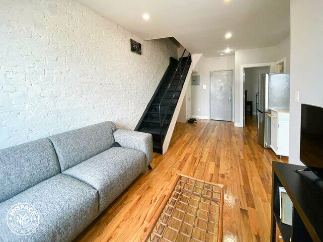 Foto del edificio - 555 39th St