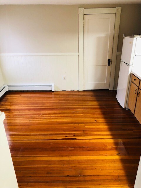 Kitchen 2 - 160 Walnut St