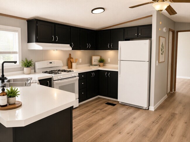 Building Photo - 44 Deerwood Park