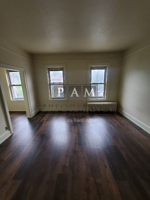 Foto del edificio - 919 E Brady St