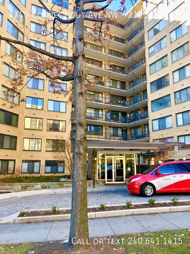Foto del edificio - 4740 Connecticut Ave NW