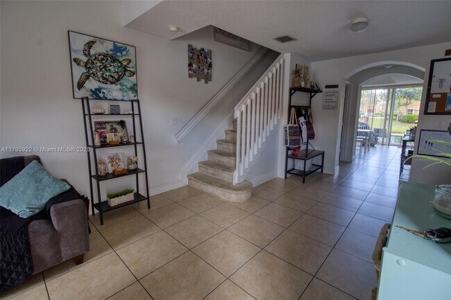 Foto del edificio - 4930 Windward Way