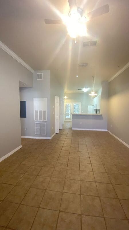 Building Photo - 145 Reserve Cir