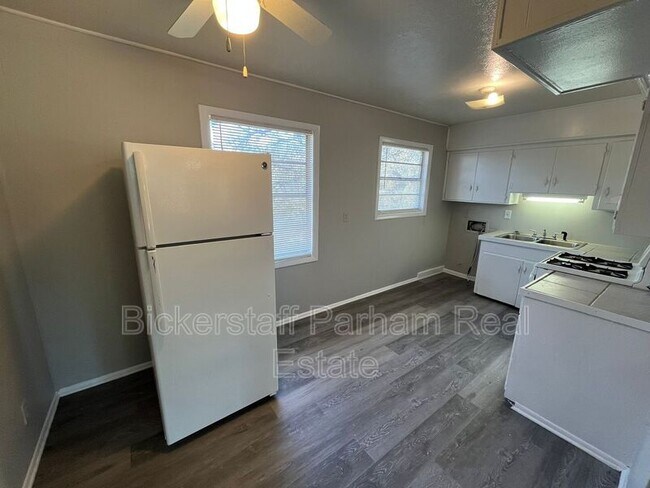 Foto del edificio - 4707 Marino St