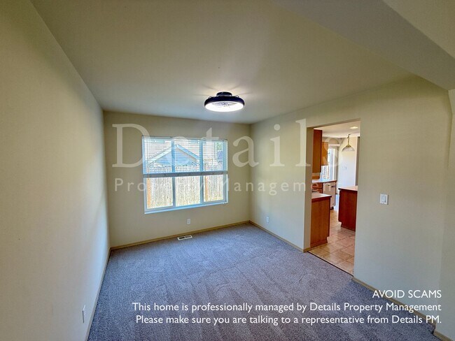 Photo - Large 3+ Bedroom Home in Port Orchard w/Ne...