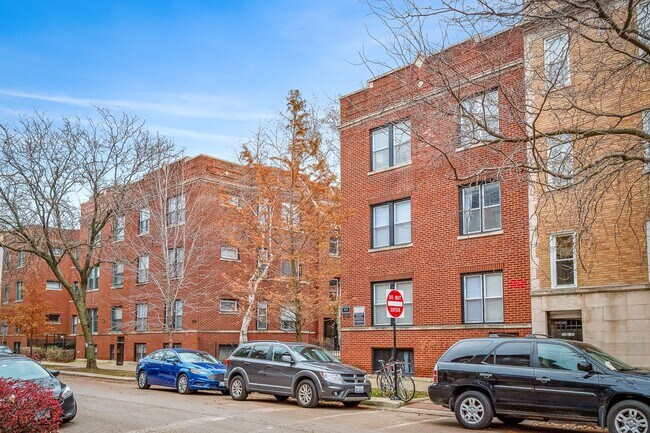 Foto del edificio - 842 W Cornelia Ave