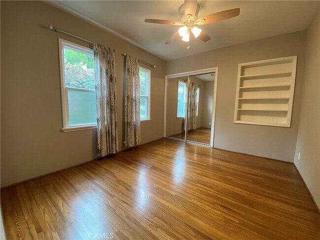 Foto del edificio - 6367 N Muscatel Ave
