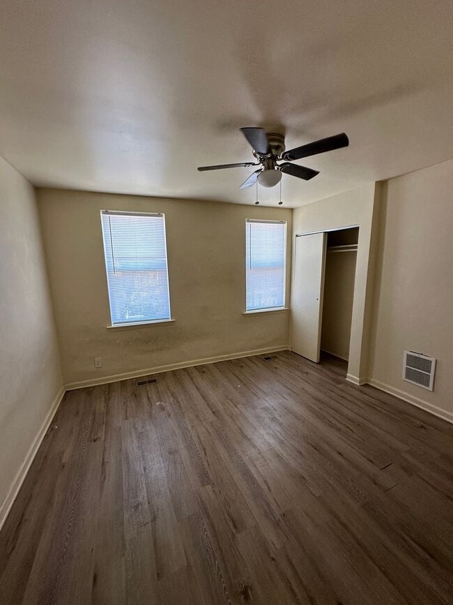 Foto del edificio - 2 Bed, 1 Bath. Section 8 Approved