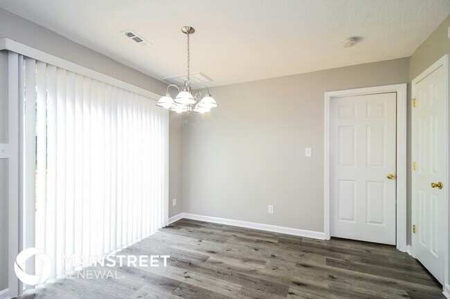 Foto del edificio - 1716 Carriage Cove Ln