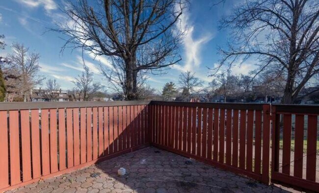 Photo - 3855 El Camino Pl House