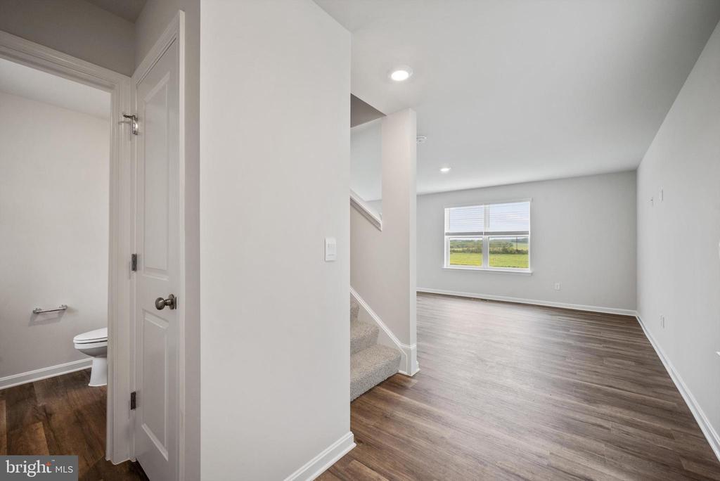 Primary Photo - 116 Woodford Dr