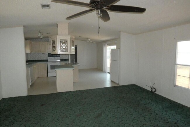 Foto del edificio - 3 bedroom, 2 bath