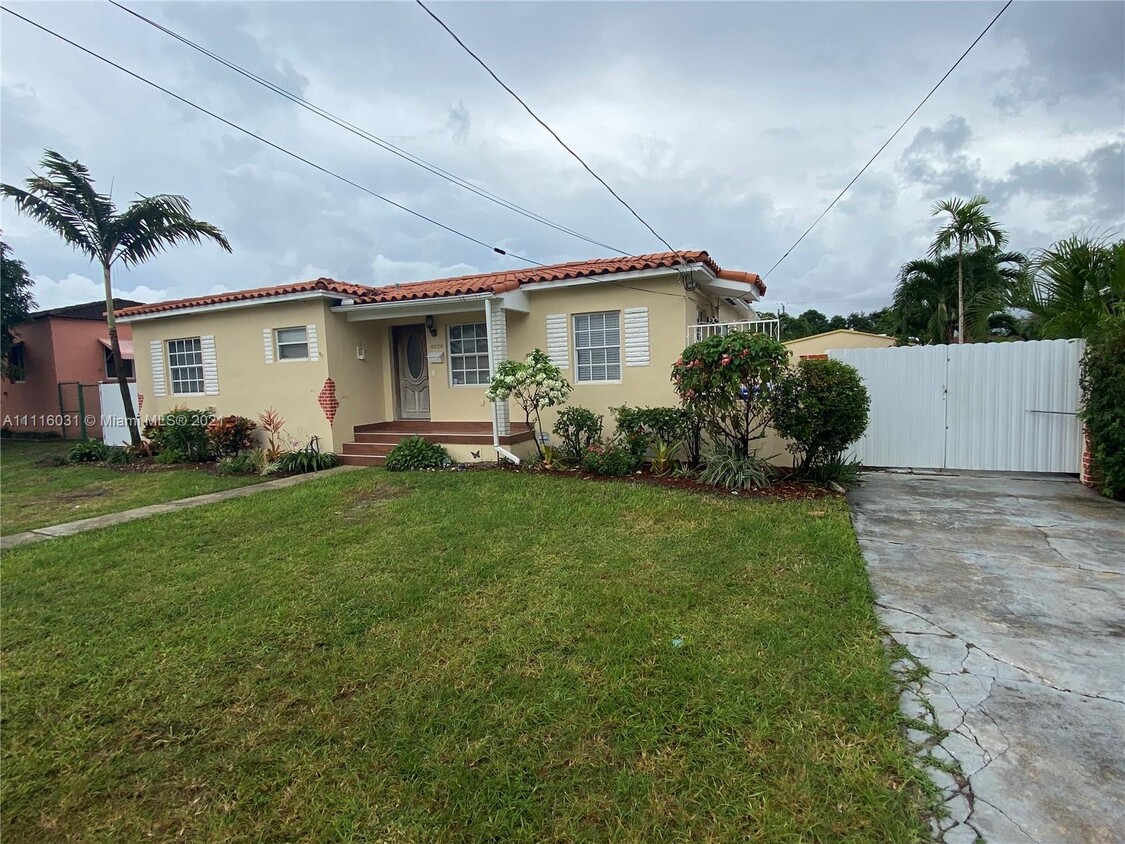 4770 SW 2nd St, Coral Gables, FL 33134 House for Rent in Coral Gables