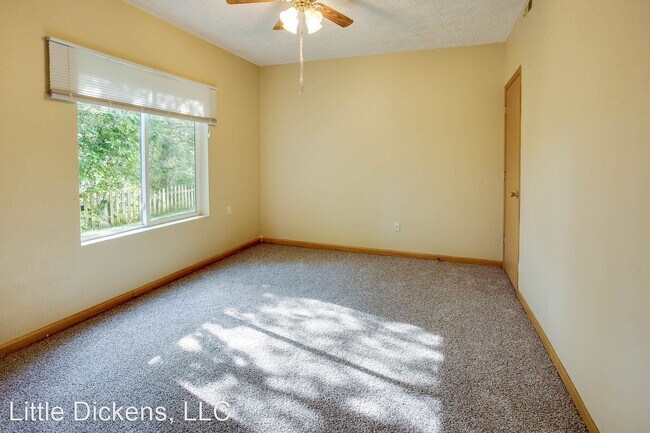 Foto del edificio - 4 br, 3 bath House - 906 S 1st St.