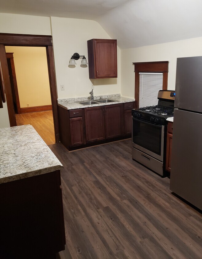 Foto principal - 1083 Albemarle St