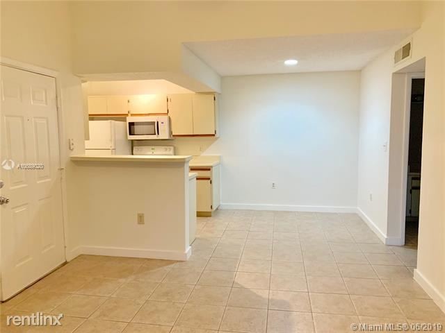 Building Photo - 15551 SW 104th Terrace