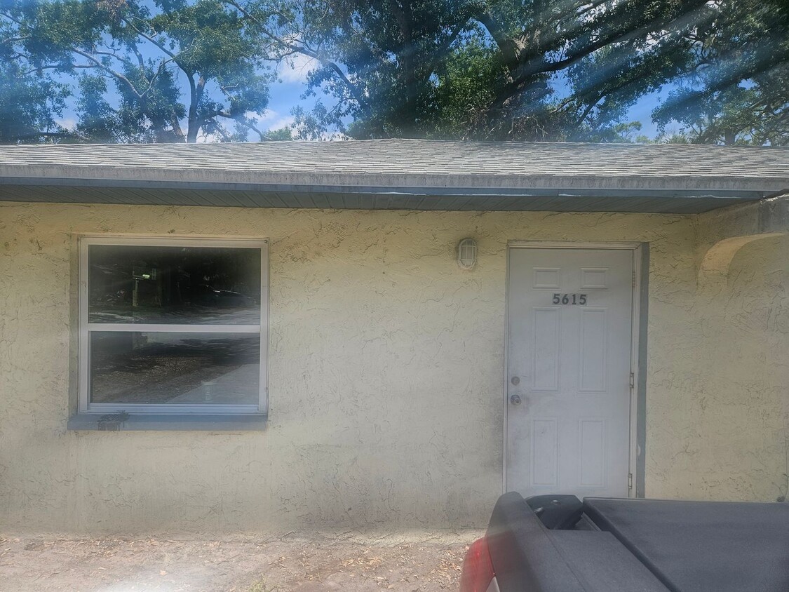 Primary Photo - 3/2 DUPLEX