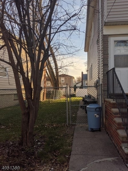 Building Photo - 1063 Brighton St