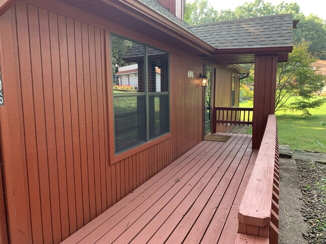 Building Photo - 406 S 37th St