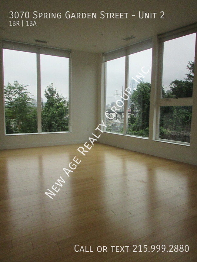 Building Photo - Beautiful One Bedroom with amazing Views!