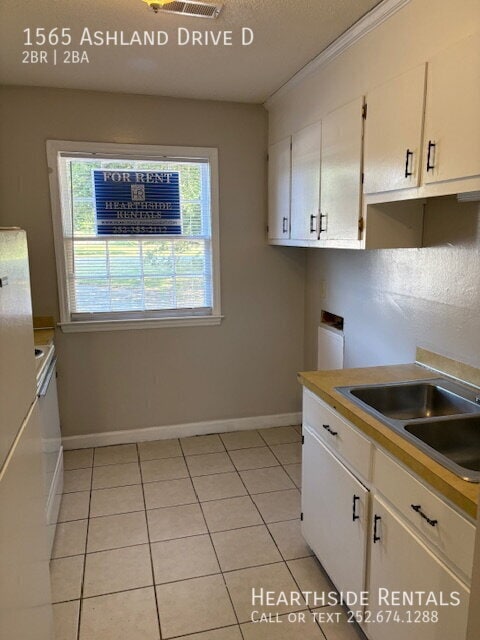 Photo - 1565 Ashland Dr Townhome