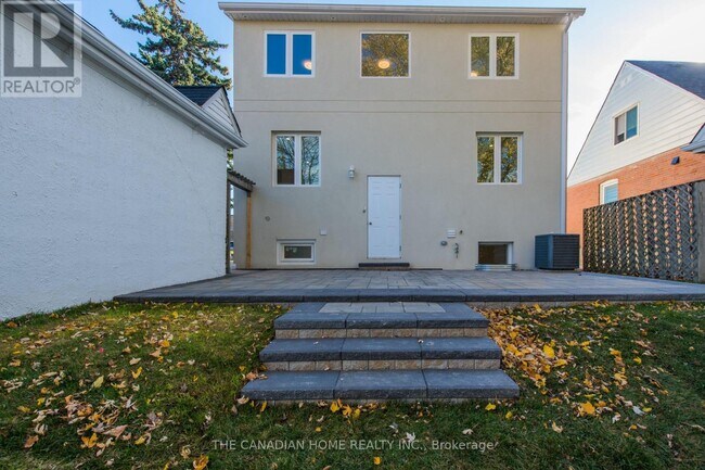 Photo du bâtiment - 8 Clearview Heights