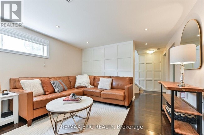 Building Photo - 2683 Truscott Dr