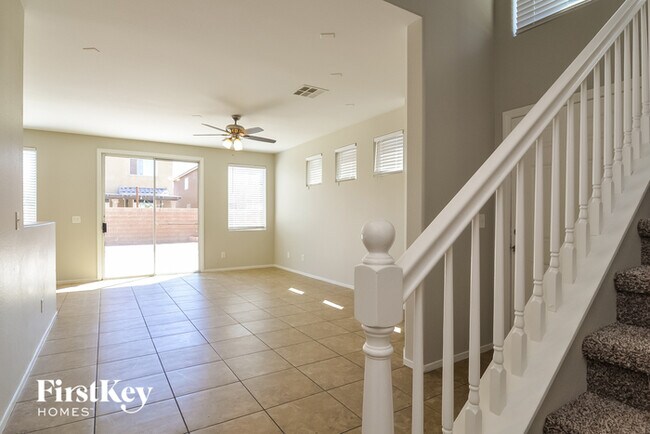 Building Photo - 4942 Gingerlyn St