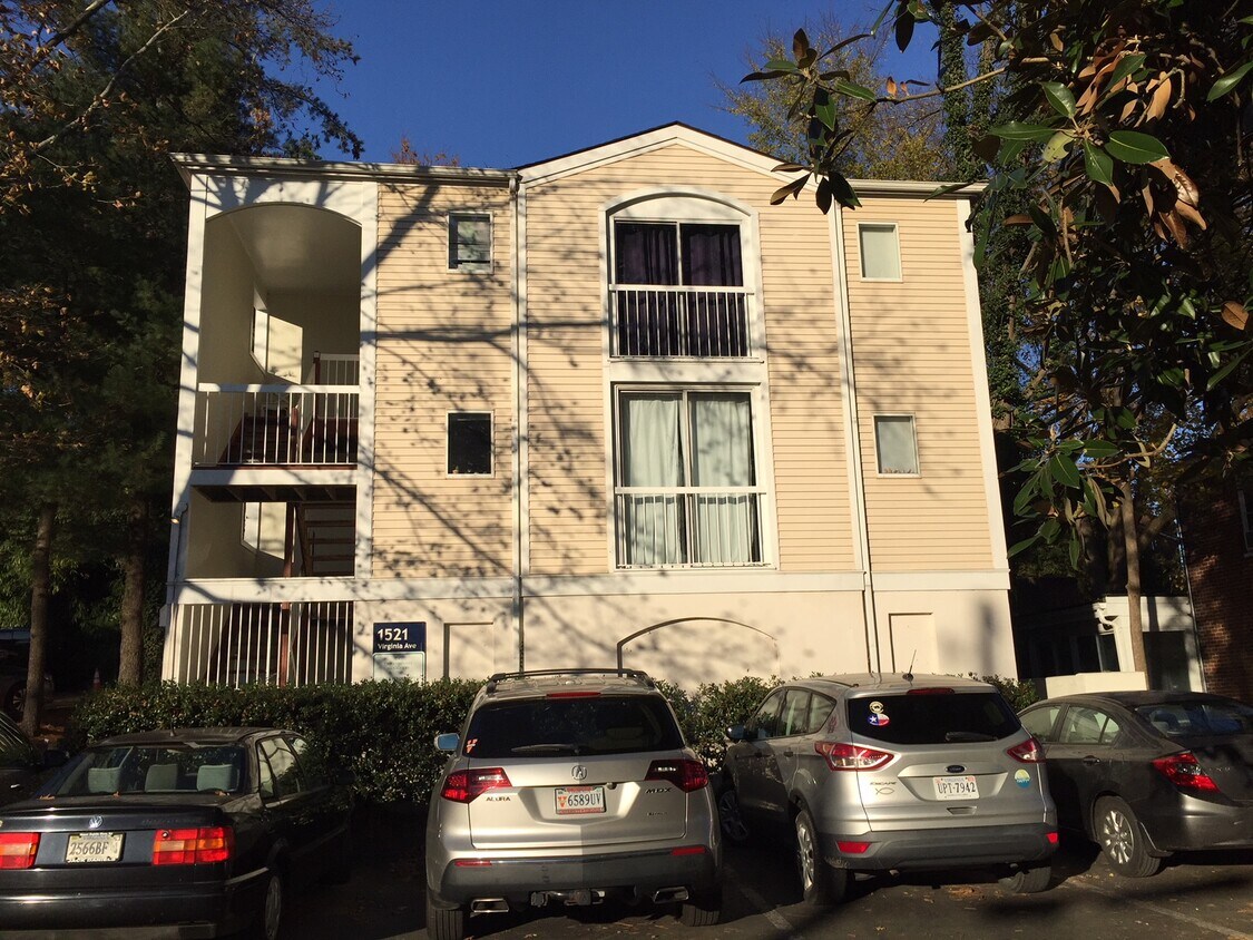 Parking included - 1521 Virginia Ave