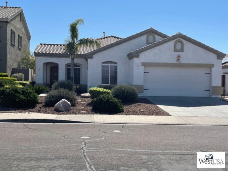 Primary Photo - BEAUTIFUL 4BED/2BATH RENTAL HOME