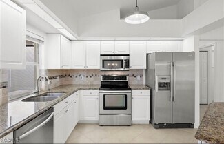 Building Photo - 1134 SW 28th Terrace