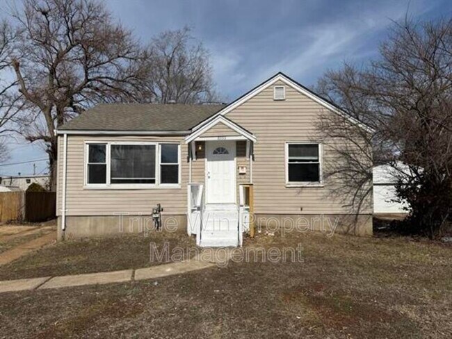 Foto del edificio - 8333 Whitewater Dr