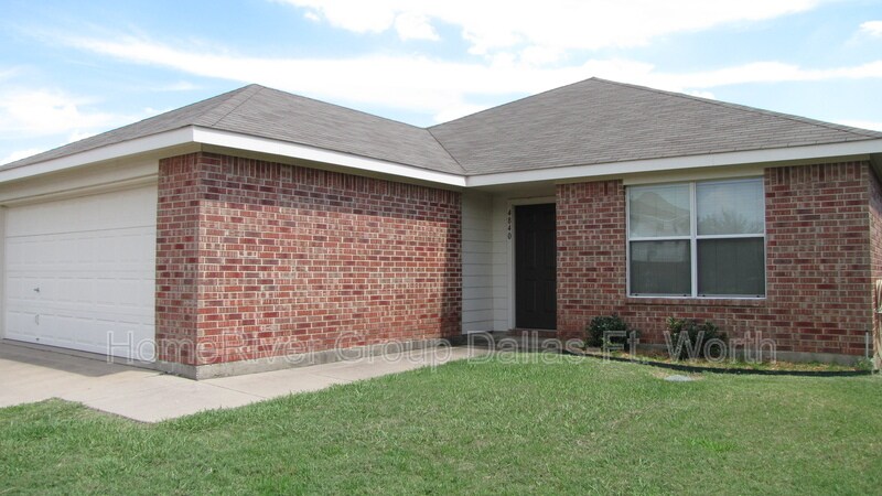 Primary Photo - 4840 Trail Hollow Dr