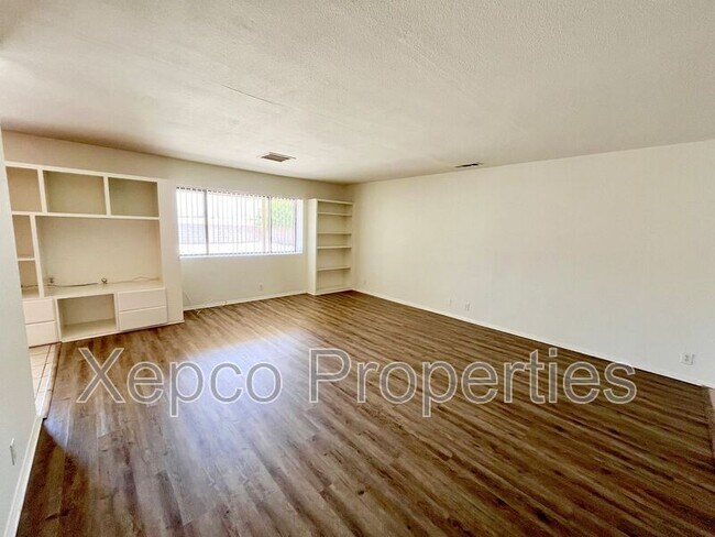 Building Photo - 33551 Shifting Sands Trail