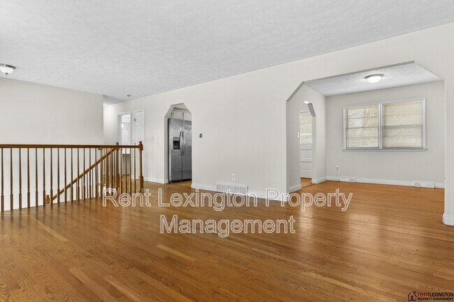 Foto del edificio - 3330 Tisdale Dr