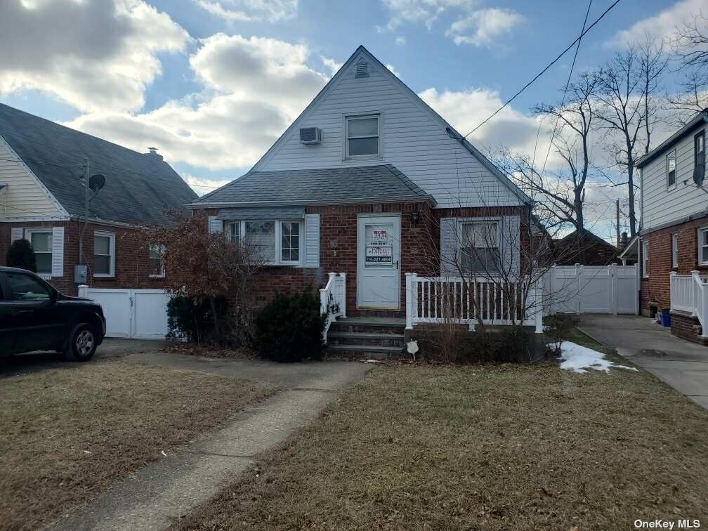 83 Patterson Ave, Hempstead, NY 11550 House Rental in Hempstead, NY