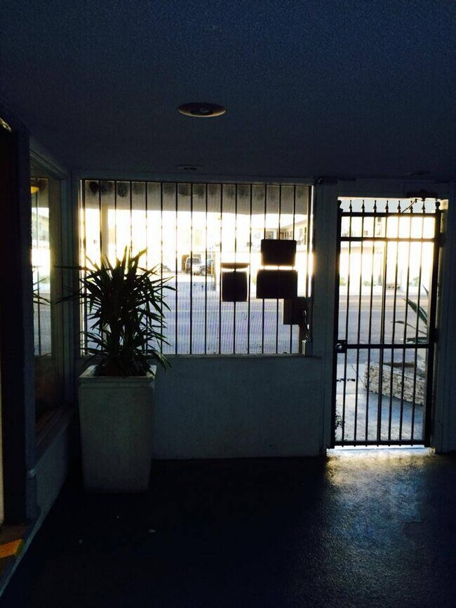 Foto del edificio - 1520 S Casino Center Blvd