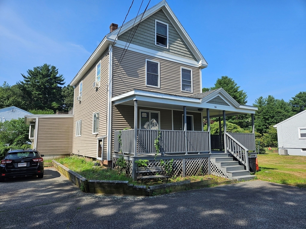 Primary Photo - 116 Pearl St