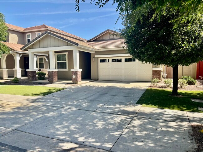 Building Photo - 7407 E Onza Ave